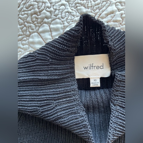 Aritzia Wilfred Black Knit Cut-out sleeve Mock-neck Top - Picture 5 of 14